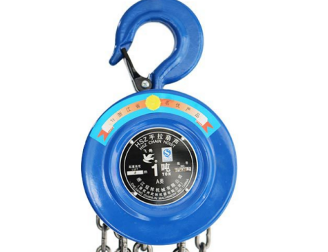 飛鴿手拉葫蘆和吊車接力完成新舊設備更換工作